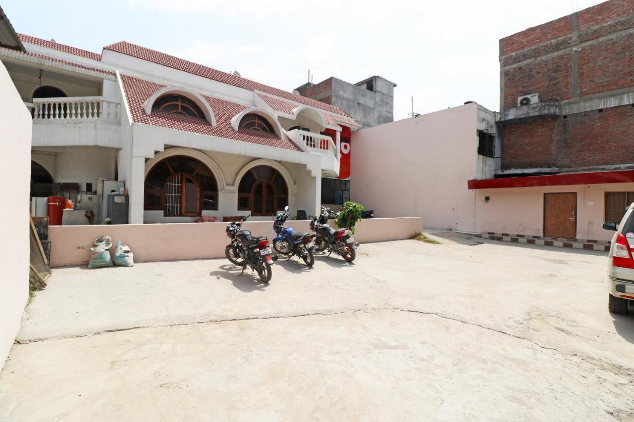 Hotel Oyo Surya Prayagam Prayagraj Exterior foto